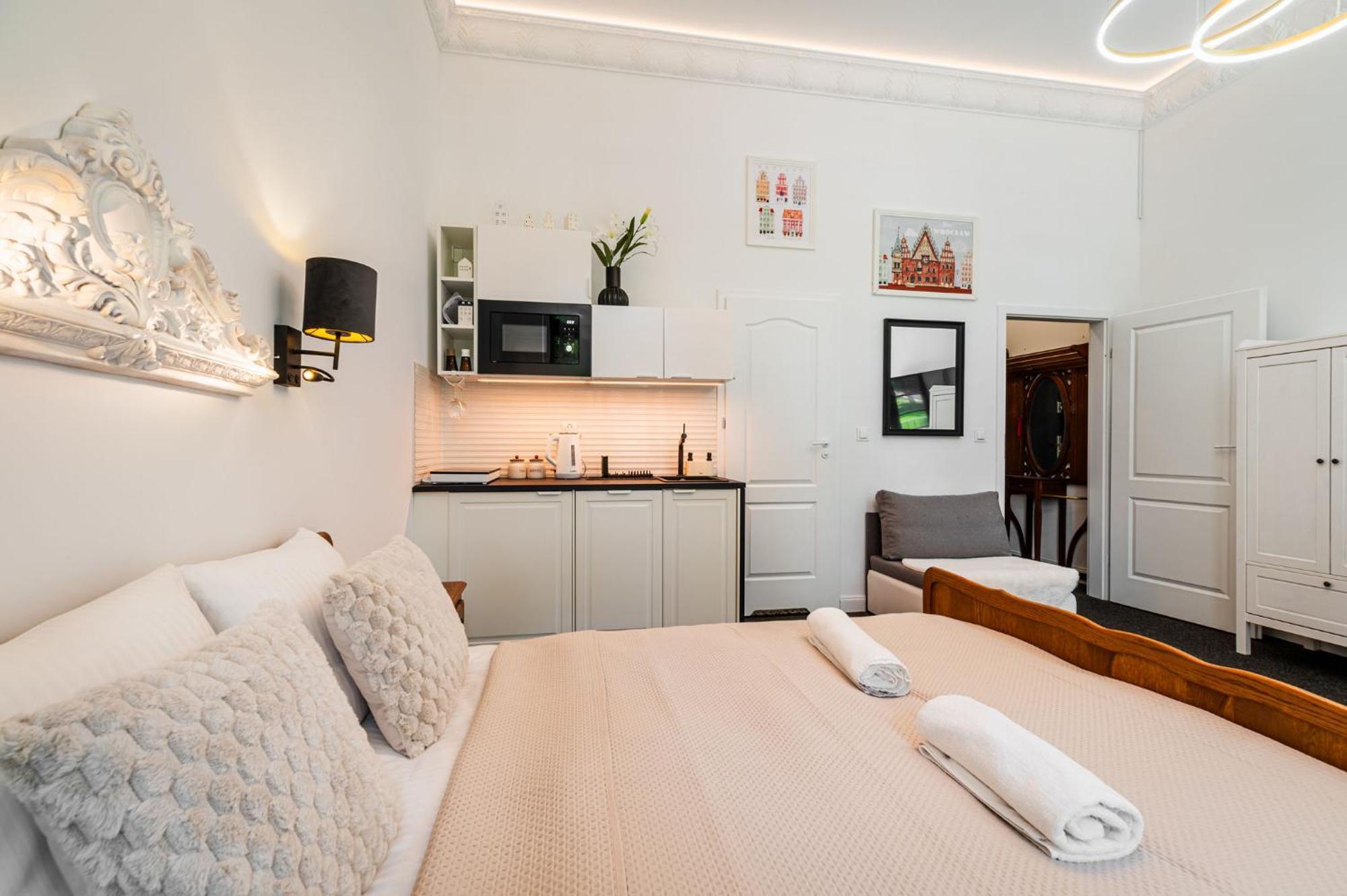 Rentplanet - Bulwar Staromiejski - Wroclaw — Photos 1